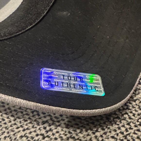 TaylorMade Light Gray Golf Cap - Picture 3 of 7